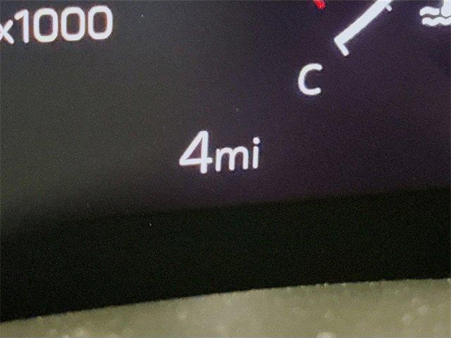 2025 GMC Yukon XL Vehicle Photo in PUYALLUP, WA 98371-4149