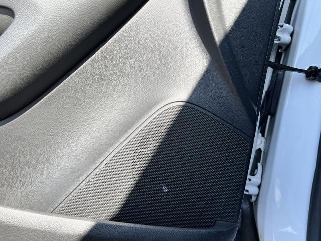 2020 Chevrolet Trax Vehicle Photo in MASSENA, NY 13662-2255