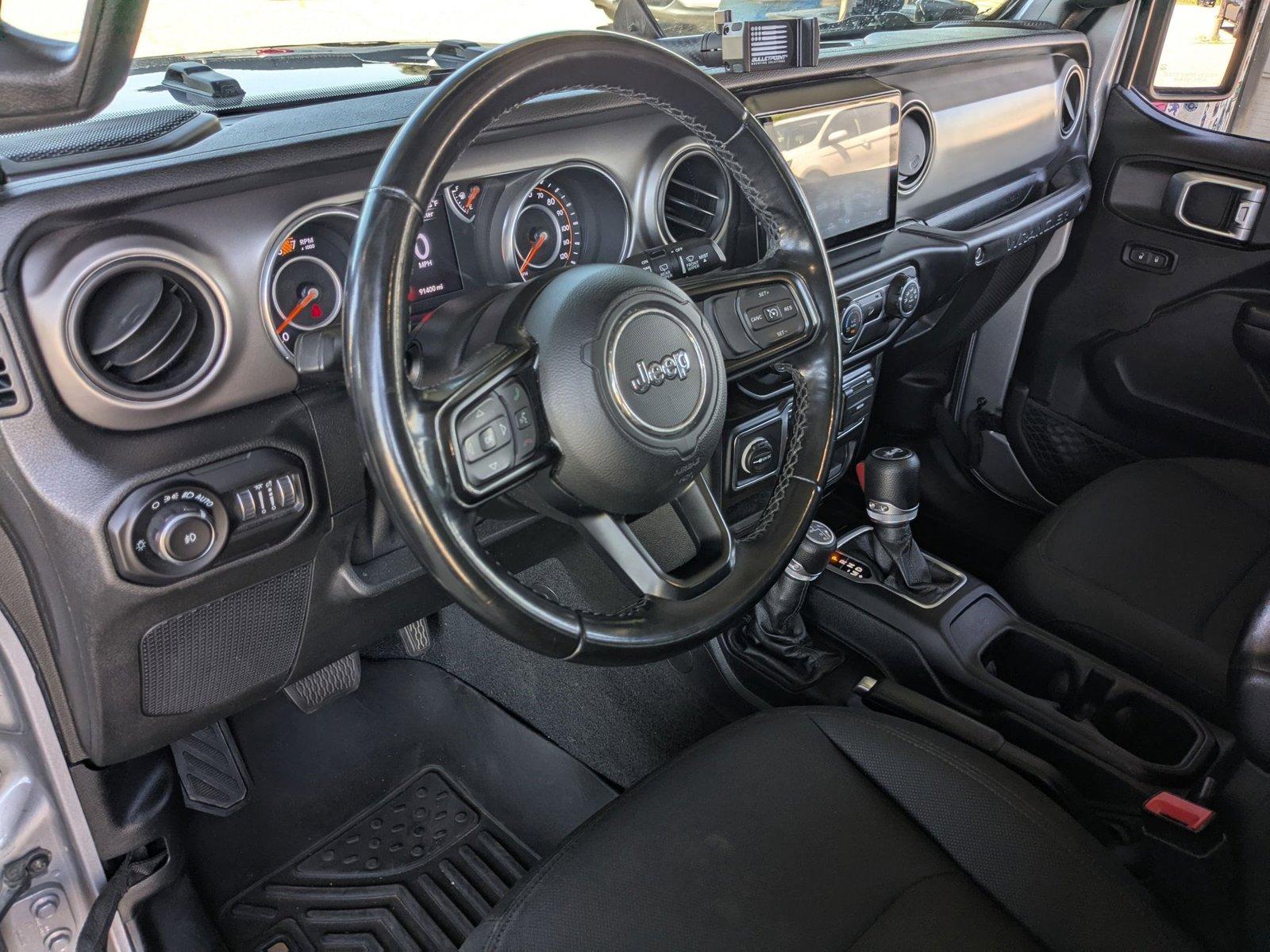 2020 Jeep Wrangler Unlimited Vehicle Photo in Valencia, CA 91355