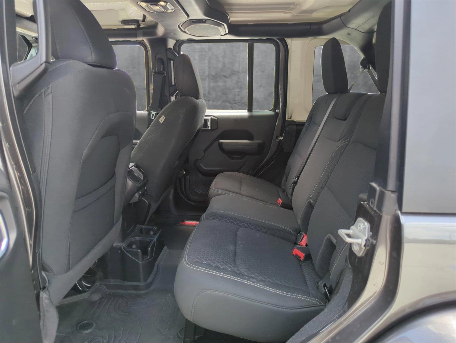 2021 Jeep Wrangler Vehicle Photo in Pembroke Pines, FL 33027