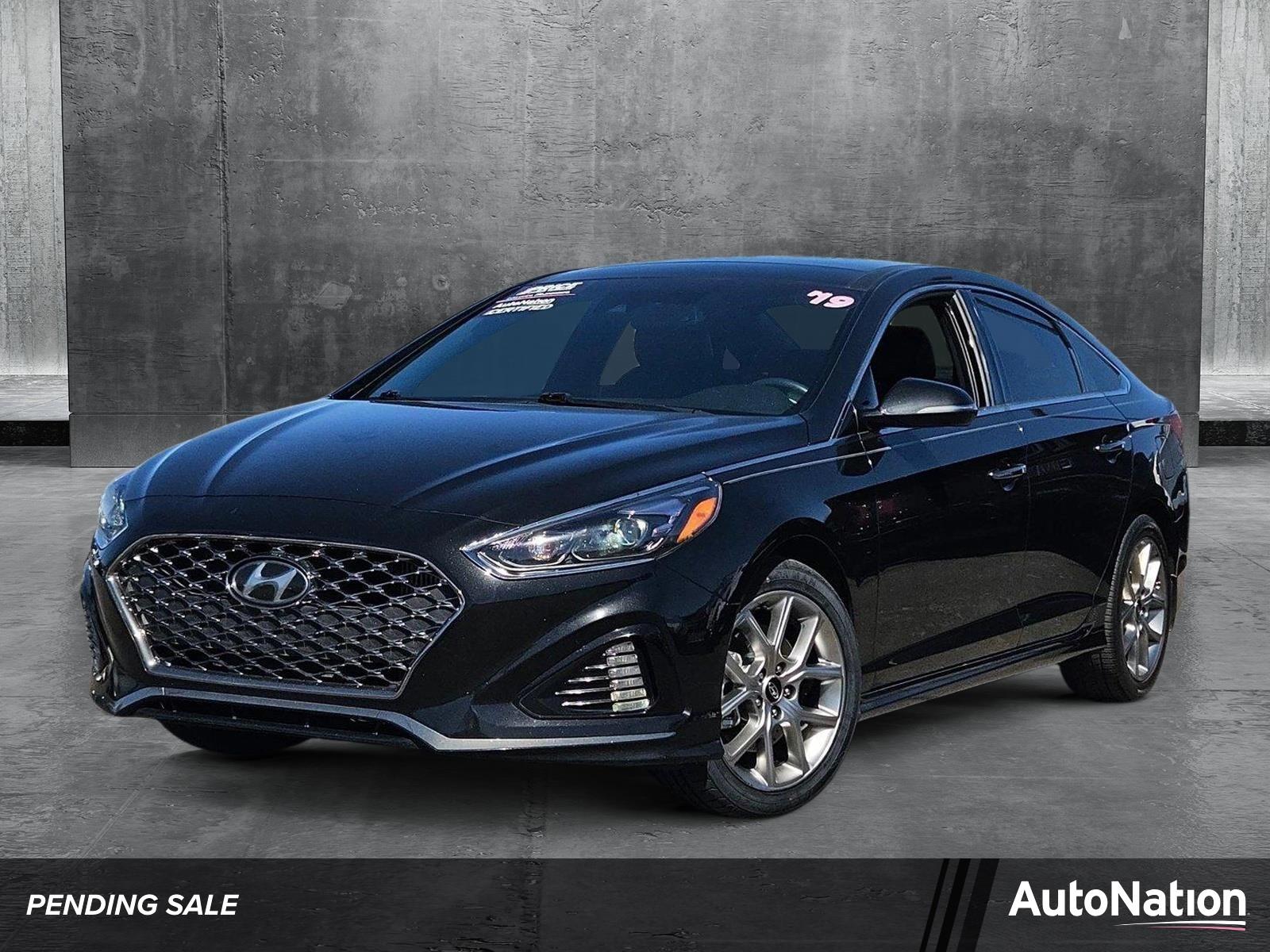 2019 Hyundai SONATA Vehicle Photo in MESA, AZ 85206-4395