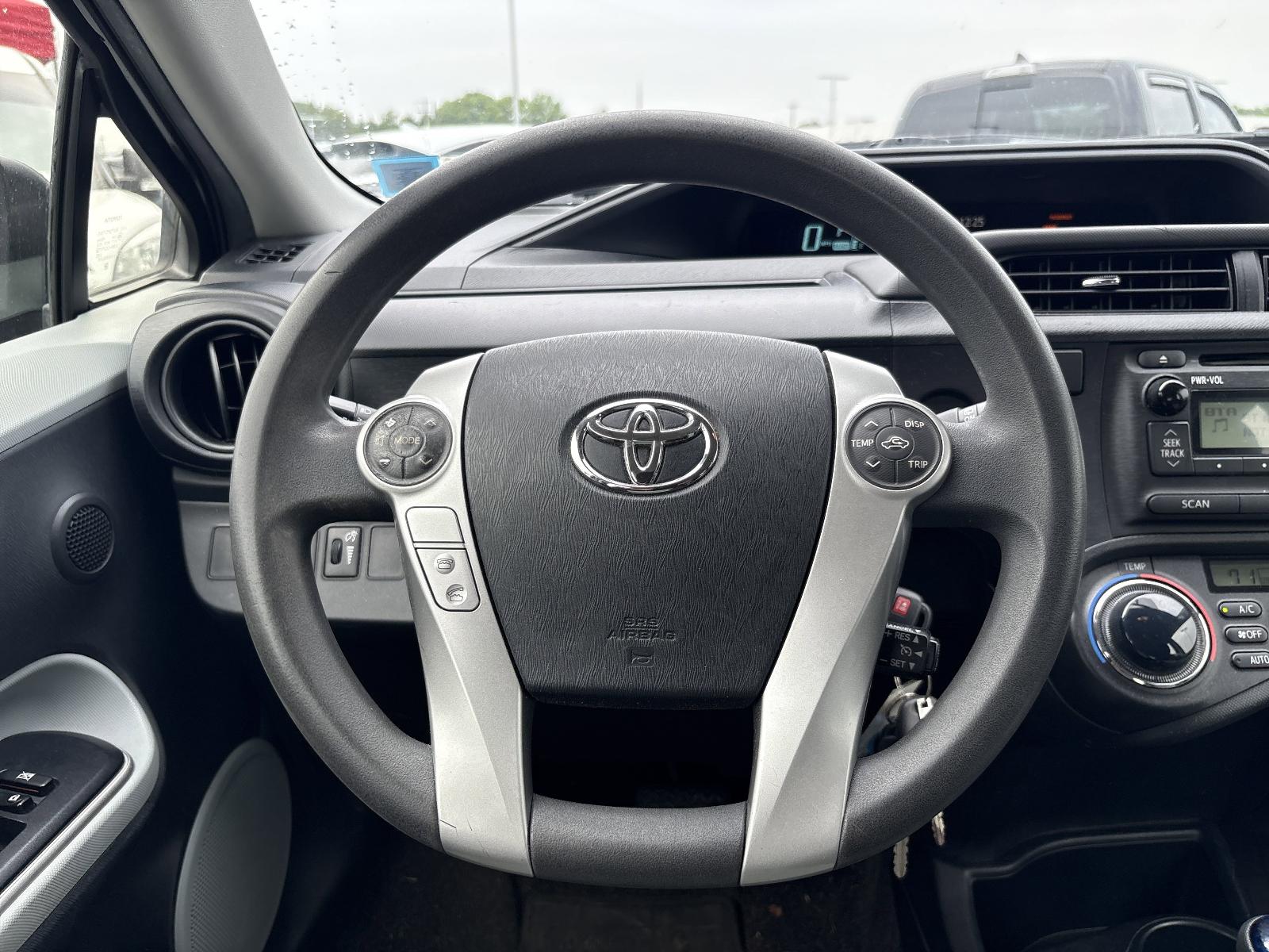 2014 Toyota Prius c Vehicle Photo in Mechanicsburg, PA 17050