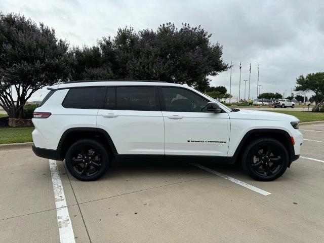 2022 Jeep Grand Cherokee L Vehicle Photo in San Antonio, TX 78230