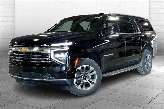2025 Chevrolet Suburban Vehicle Photo in KANSAS CITY, MO 64114-4502