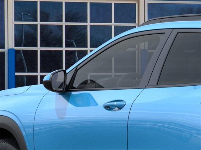 2025 Chevrolet Trax Vehicle Photo in ENGLEWOOD, CO 80113-6708