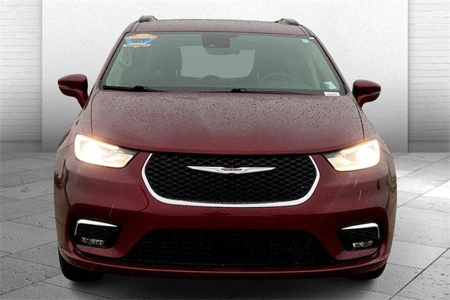 2021 Chrysler Pacifica Vehicle Photo in TOPEKA, KS 66609-0000