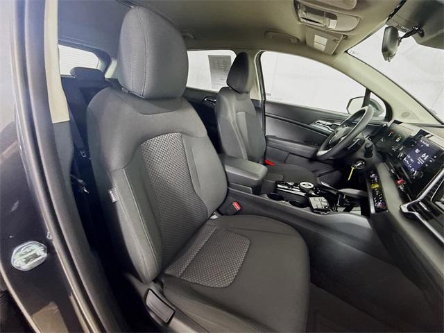 2024 Kia Sportage Hybrid Vehicle Photo in Everett, WA 98204