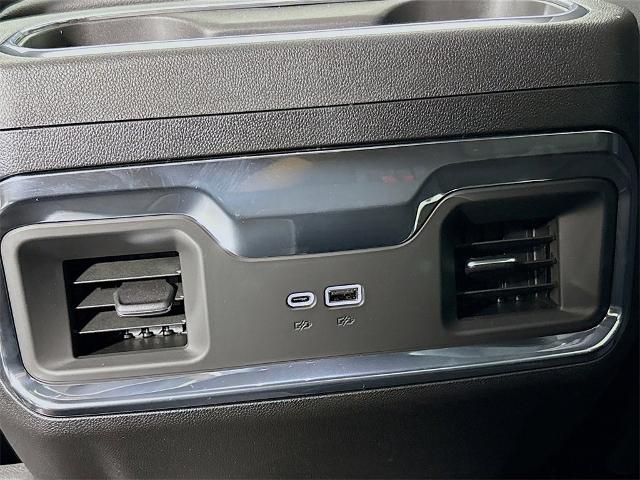 2025 GMC Sierra 1500 Vehicle Photo in PUYALLUP, WA 98371-4149