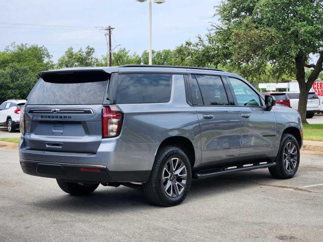 2022 Chevrolet Suburban Vehicle Photo in DENTON, TX 76210-9321