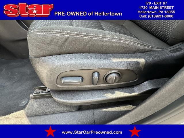 2022 GMC Terrain Vehicle Photo in Hellertown, PA 18055