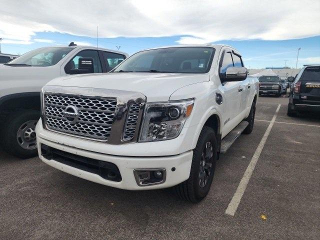 2017 Nissan Titan Vehicle Photo in ENGLEWOOD, CO 80113-6708