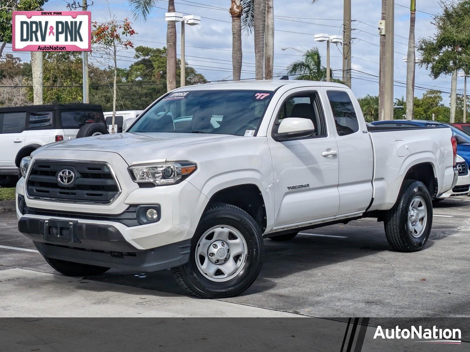 2017 Toyota Tacoma Vehicle Photo in Coconut Creek, FL 33073