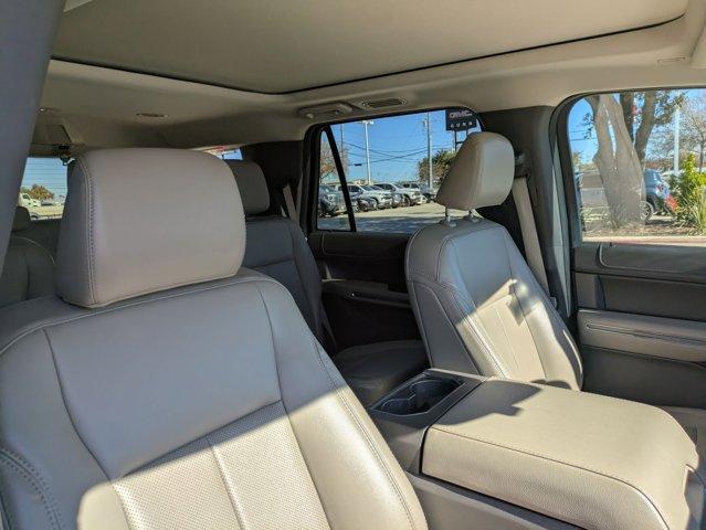 2021 Ford Expedition Vehicle Photo in SELMA, TX 78154-1460