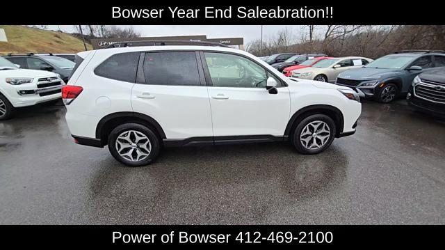 2022 Subaru Forester Vehicle Photo in Pleasant Hills, PA 15236