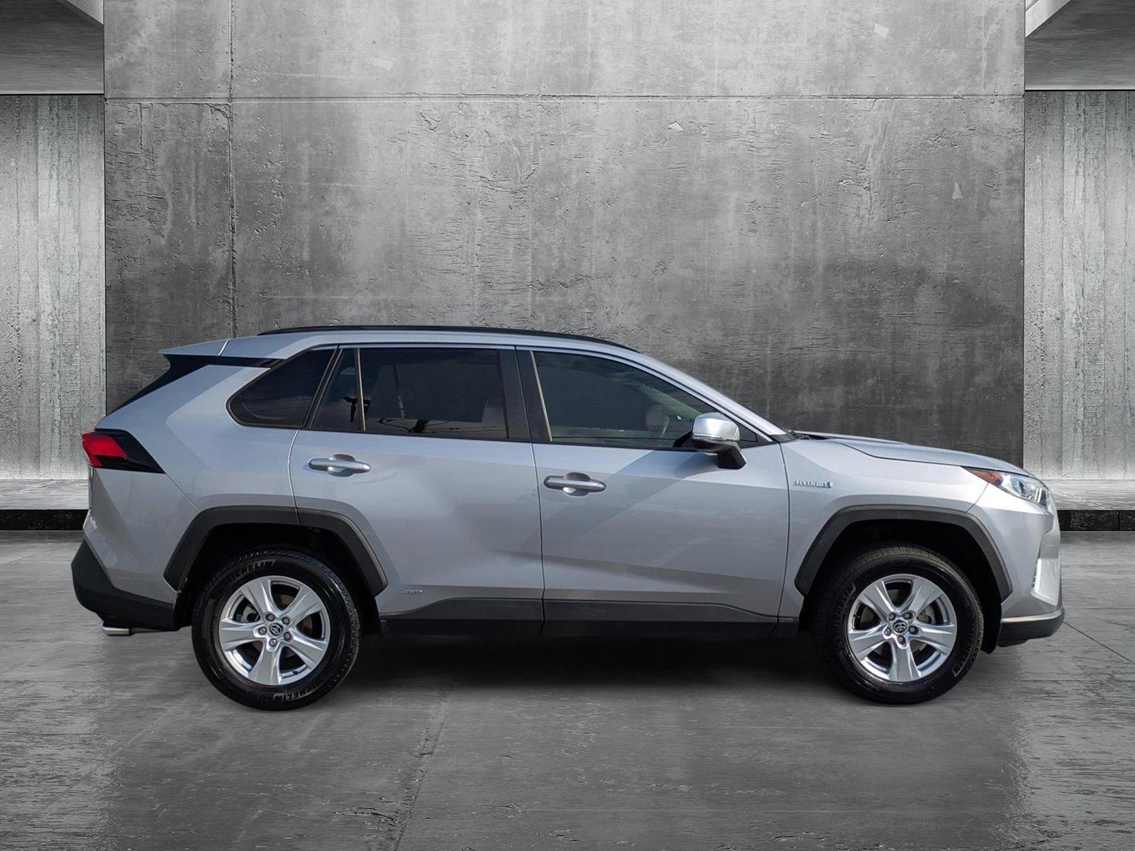 2020 Toyota RAV4 Vehicle Photo in Clearwater, FL 33761