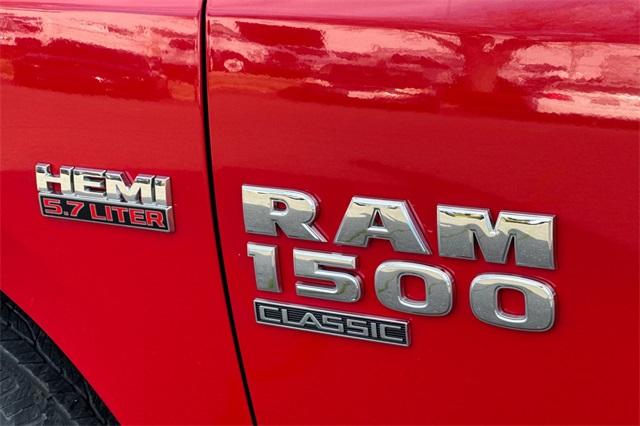 2019 Ram 1500 Classic Vehicle Photo in ELK GROVE, CA 95757-8703