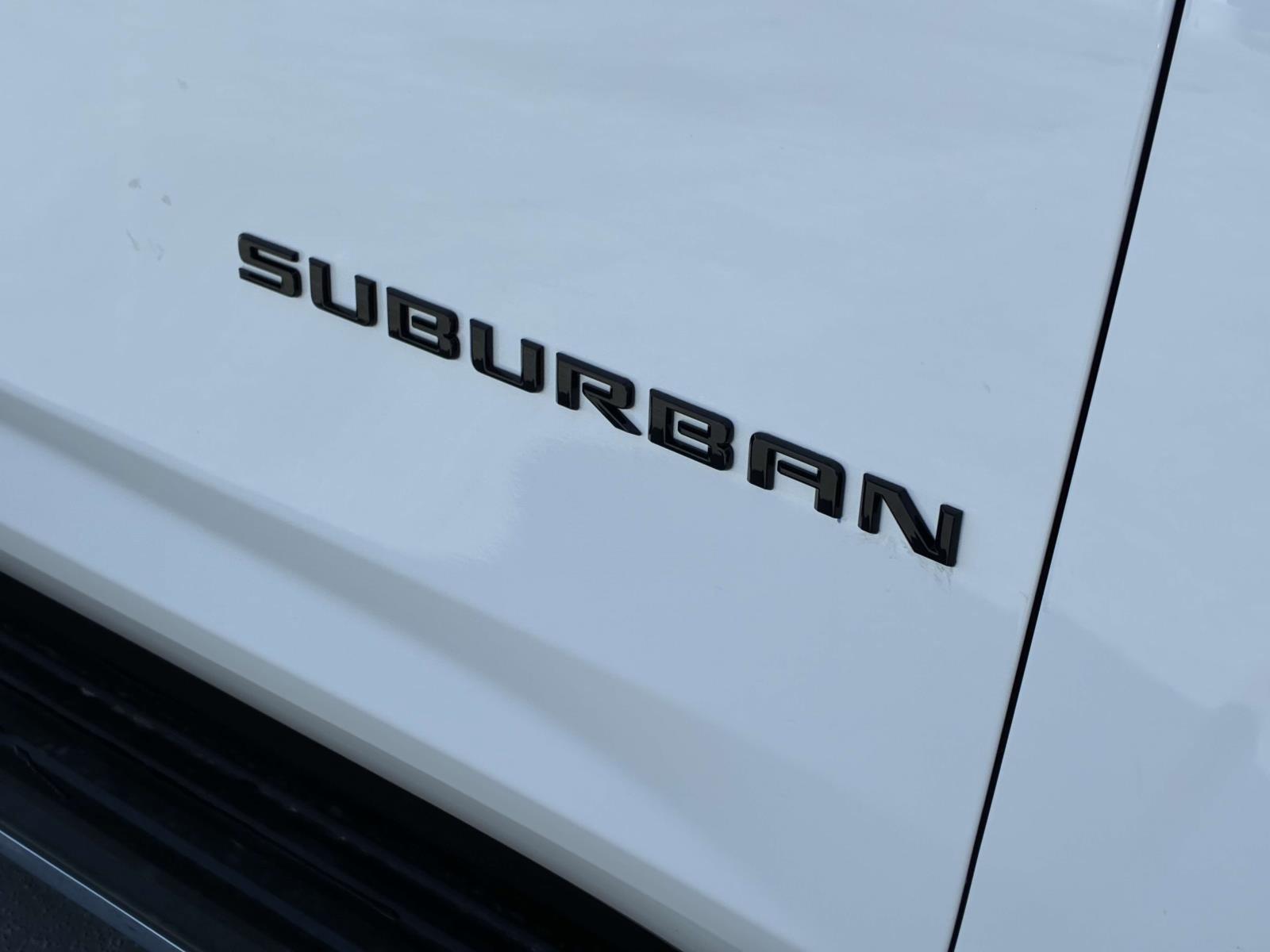 2025 Chevrolet Suburban Vehicle Photo in LOS ANGELES, CA 90007-3794