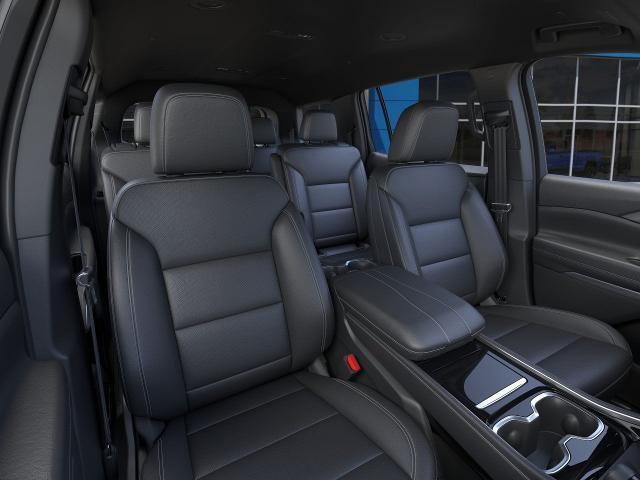 2025 Chevrolet Traverse Vehicle Photo in Roslyn, NY 11576