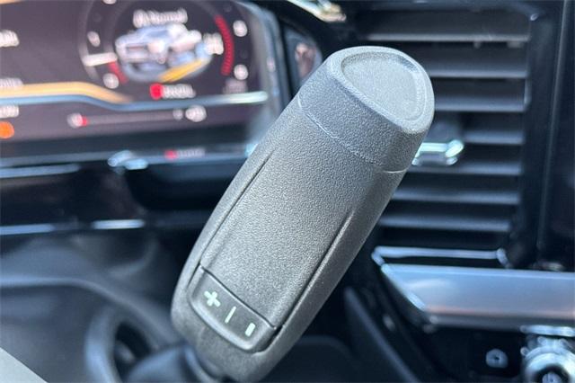 2025 GMC Sierra 2500 HD Vehicle Photo in ELK GROVE, CA 95757-8703