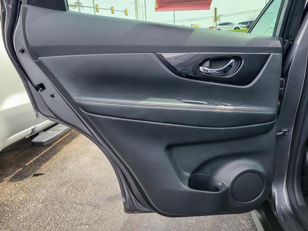2018 Nissan Rogue Vehicle Photo in AURORA, IL 60503-9326