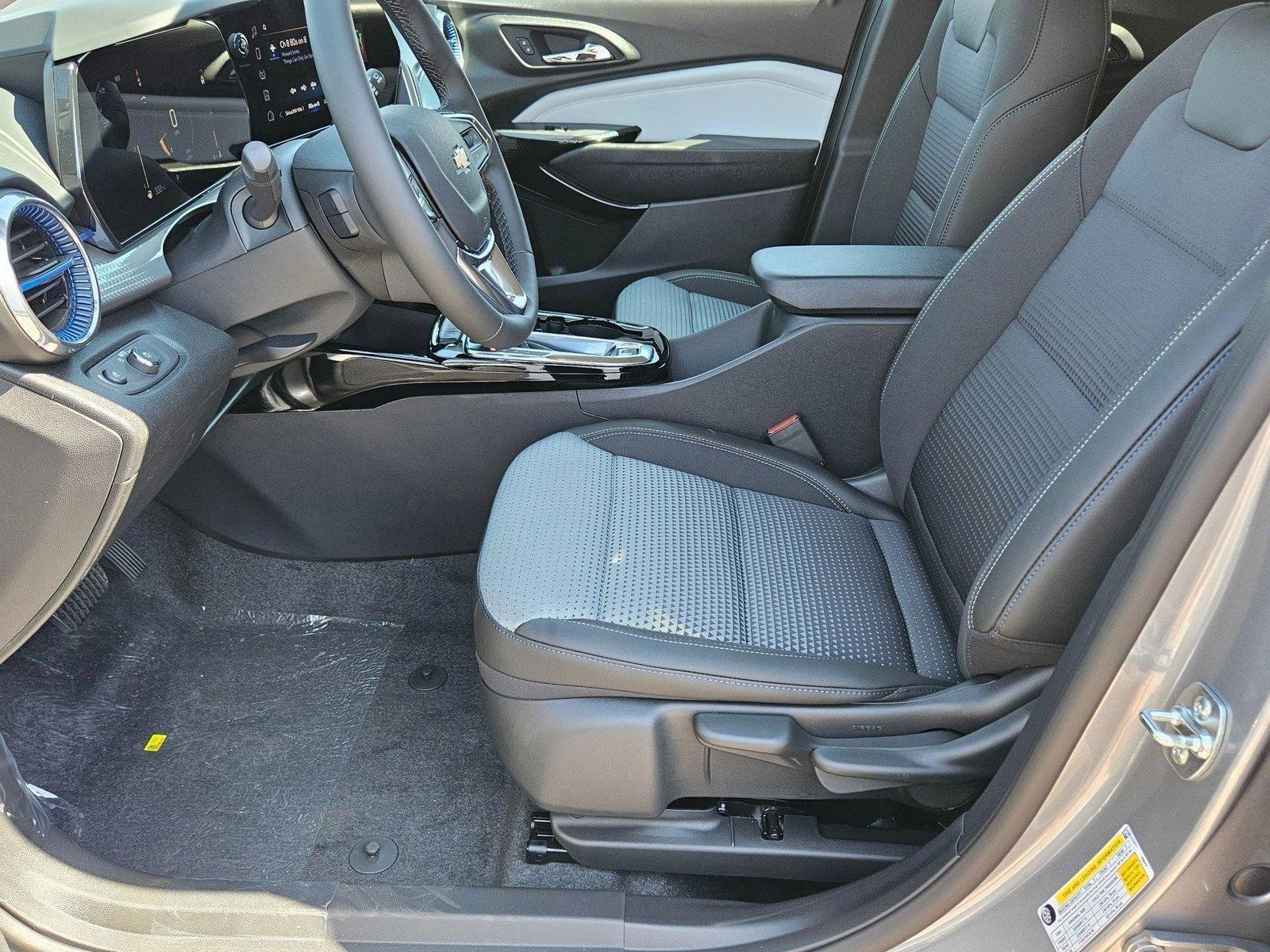 2025 Chevrolet Trax Vehicle Photo in PEORIA, AZ 85382-3715