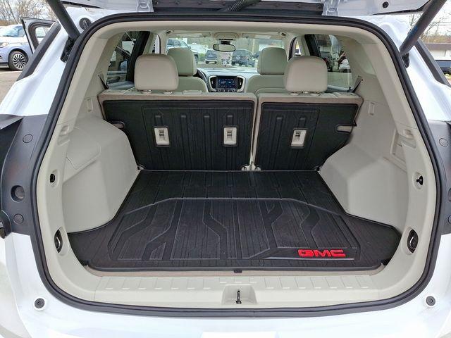 2023 GMC Terrain Vehicle Photo in WATERTOWN, CT 06795-3318