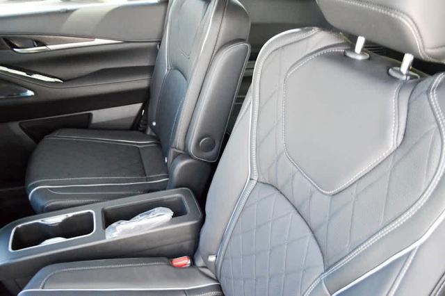 2025 INFINITI QX60 Vehicle Photo in Houston, TX 77090