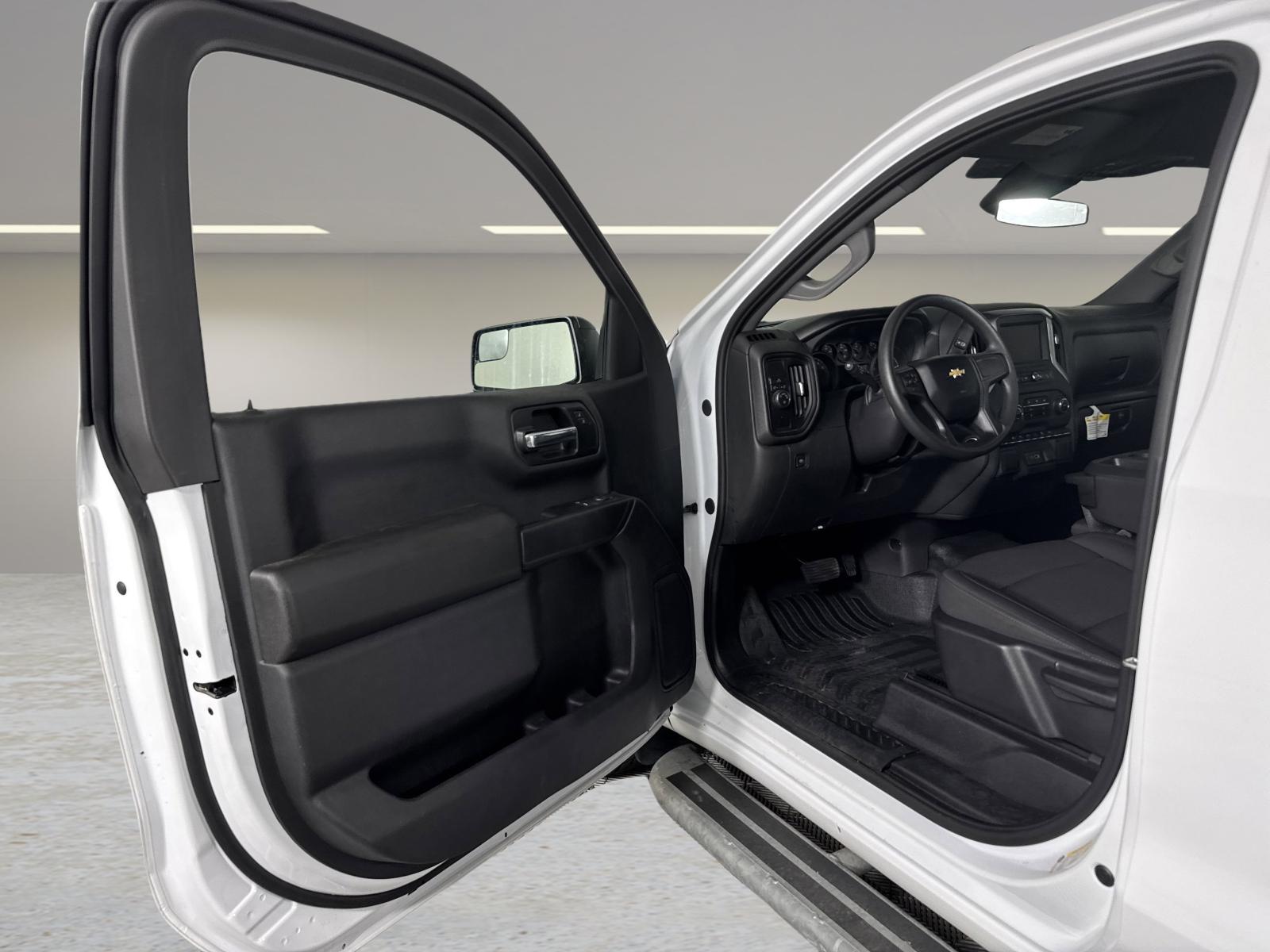 2024 Chevrolet Silverado 1500 Vehicle Photo in GEORGETOWN, TX 78626-7508