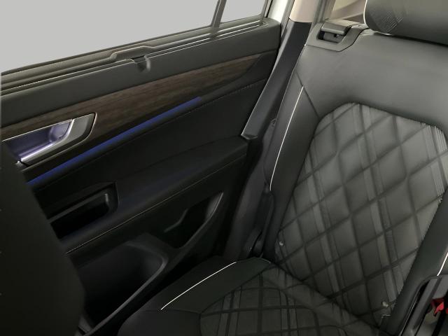 2025 Volkswagen Atlas Vehicle Photo in Oshkosh, WI 54904