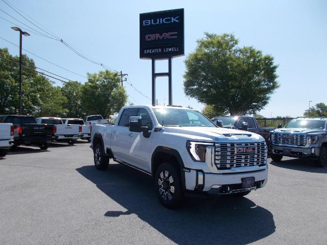 2025 GMC Sierra 2500 HD Vehicle Photo in LOWELL, MA 01852-4336