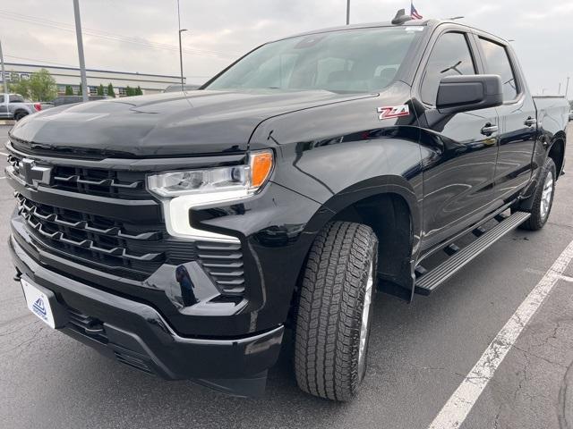 2023 Chevrolet Silverado 1500 Vehicle Photo in GREEN BAY, WI 54304-5303