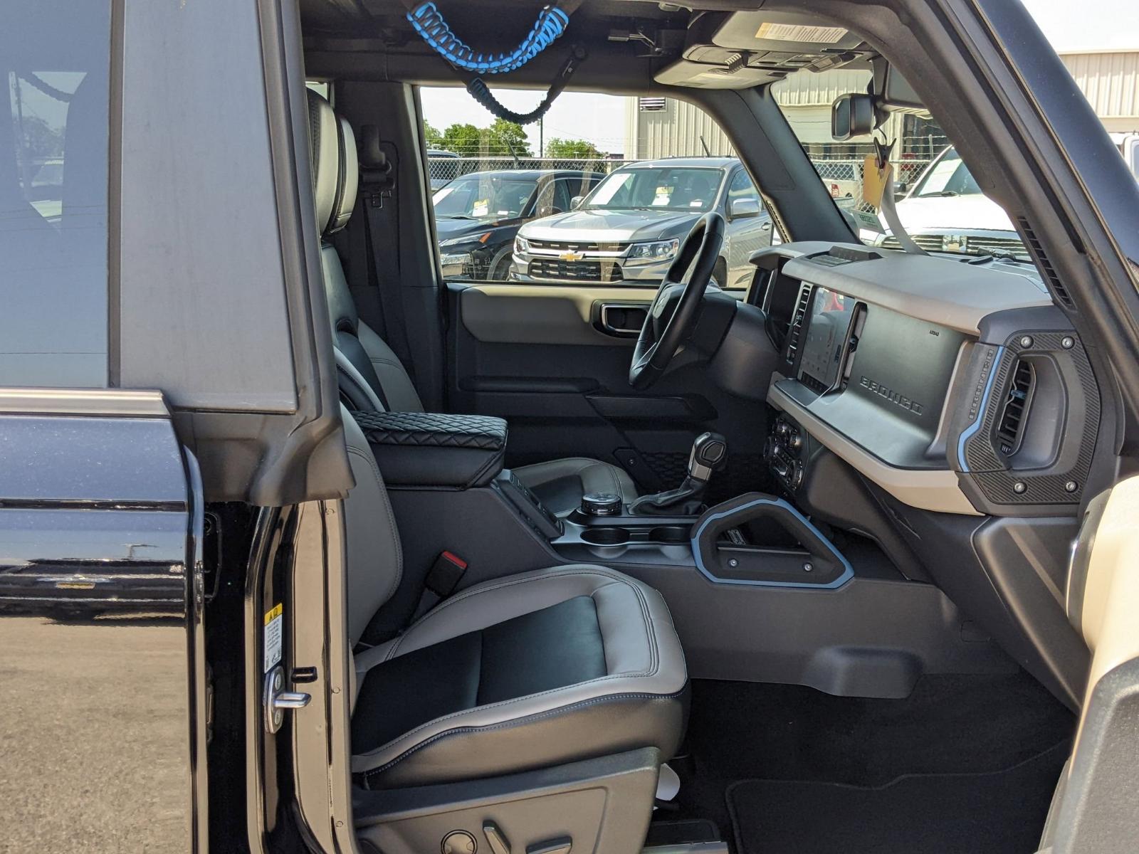 2024 Ford Bronco Vehicle Photo in Seguin, TX 78155