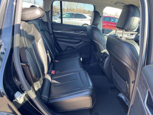 2023 Jeep Grand Cherokee Vehicle Photo in Cedar Rapids, IA 52402