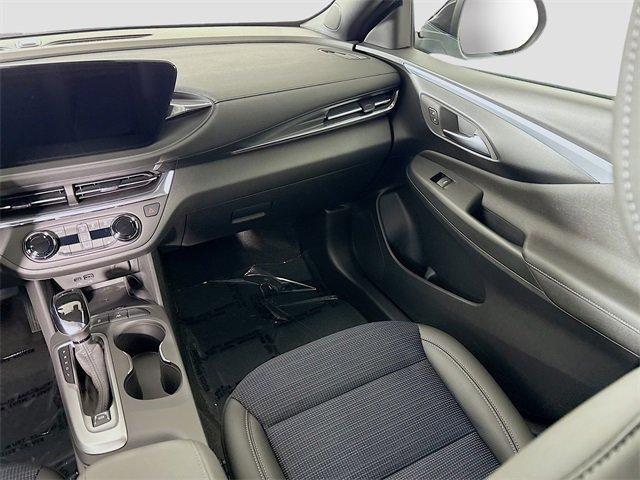 2025 Buick Envista Vehicle Photo in PUYALLUP, WA 98371-4149