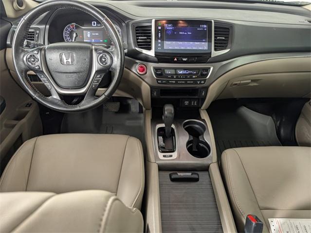 2016 Honda Pilot Vehicle Photo in ENGLEWOOD, CO 80113-6708