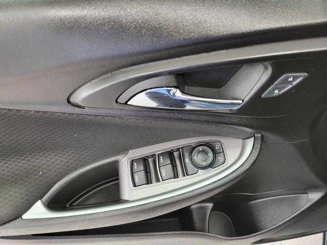 2024 Chevrolet Malibu Vehicle Photo in NEENAH, WI 54956-2243