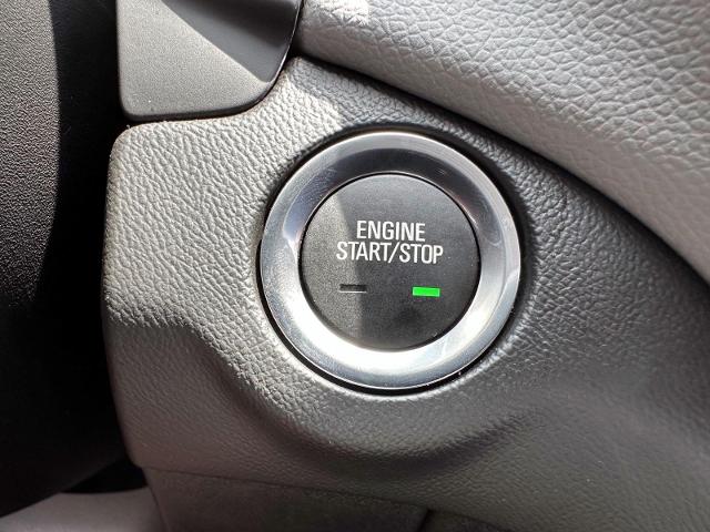 2022 Chevrolet Equinox Vehicle Photo in Roslyn, NY 11576