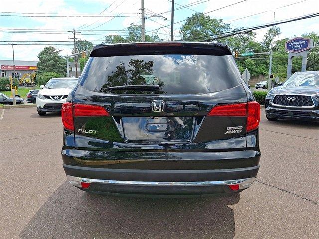 2017 Honda Pilot Vehicle Photo in Willow Grove, PA 19090