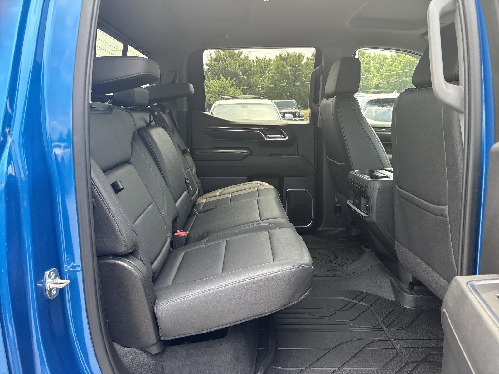 2023 Chevrolet Silverado 1500 Vehicle Photo in Mechanicsburg, PA 17050-1707
