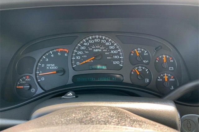 2004 Chevrolet Silverado 2500 HD Vehicle Photo in INDEPENDENCE, MO 64055-1377