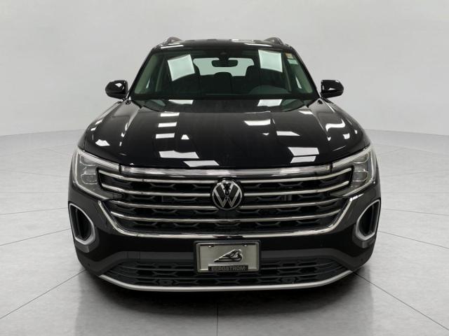 2024 Volkswagen Atlas Vehicle Photo in Appleton, WI 54913