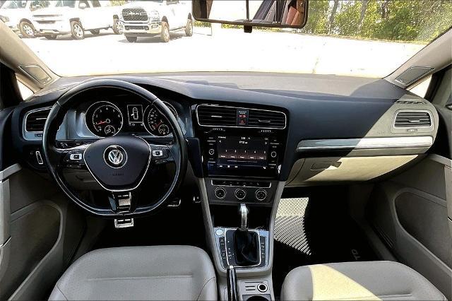 2017 Volkswagen Golf Alltrack Vehicle Photo in Tulsa, OK 74129