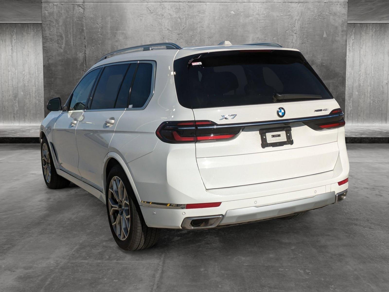 2024 BMW X7 xDrive40i Vehicle Photo in Rockville, MD 20852