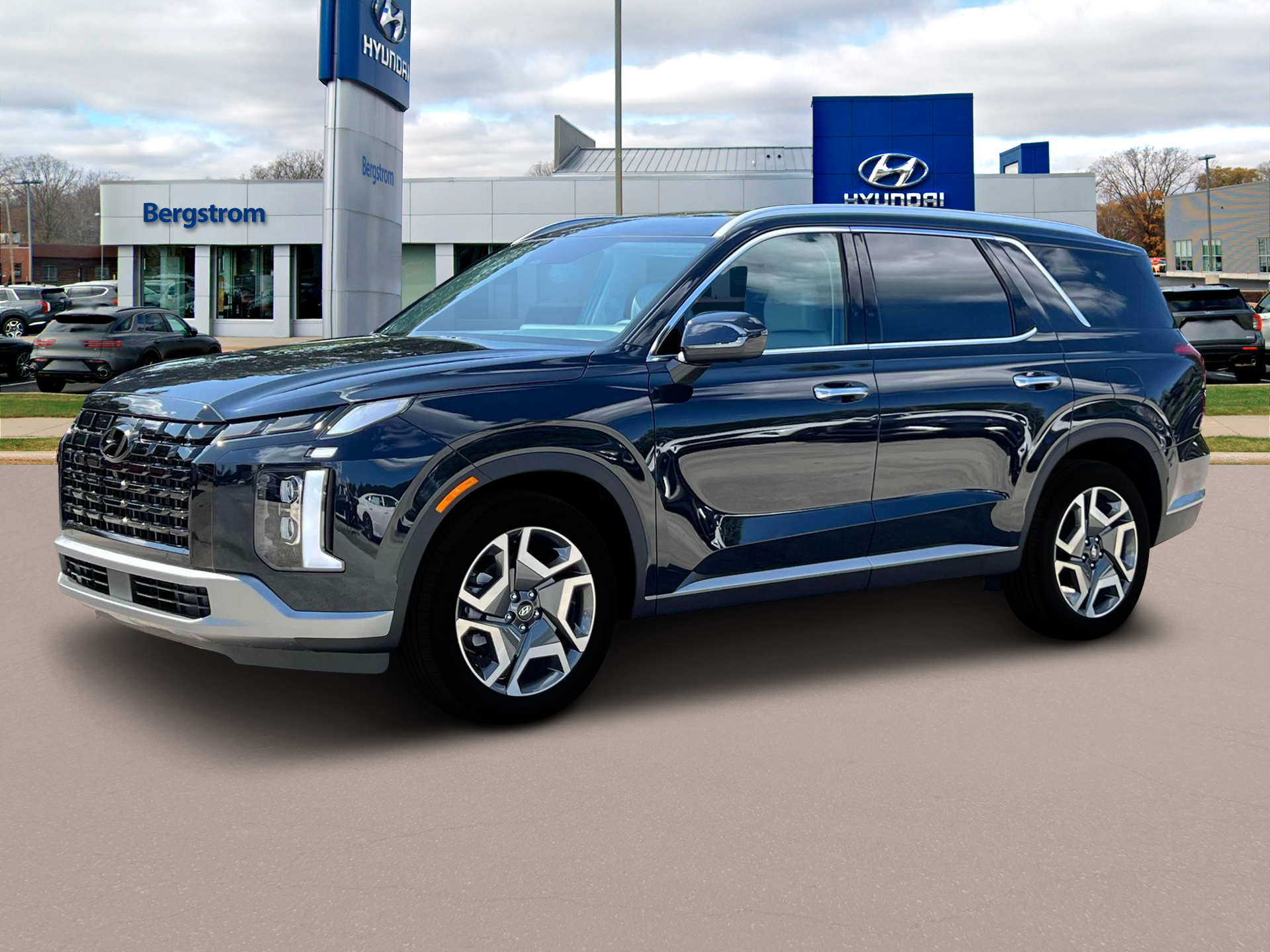 2025 Hyundai PALISADE Vehicle Photo in Green Bay, WI 54304