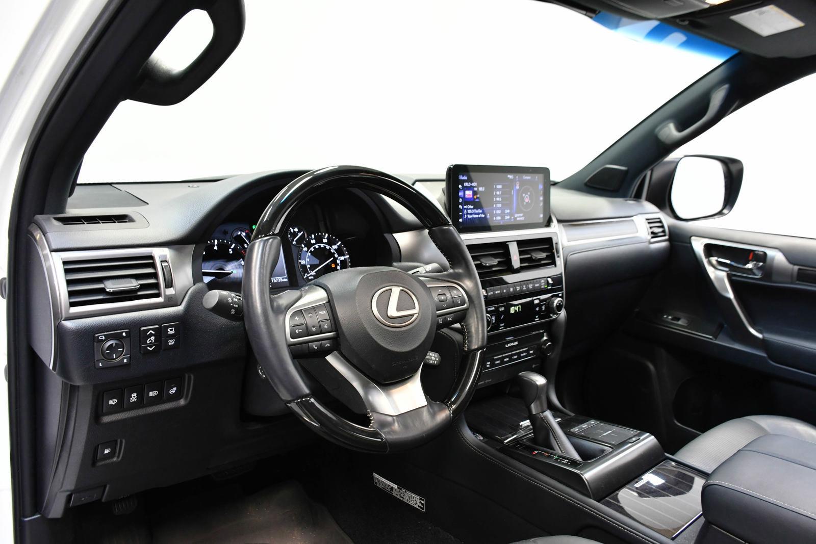 2022 Lexus GX 460 Vehicle Photo in DALLAS, TX 75235