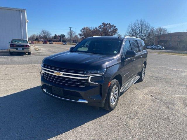 Used 2023 Chevrolet Suburban LT with VIN 1GNSKCKD2PR376121 for sale in Dexter, MO