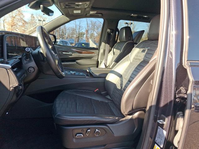 2022 Cadillac Escalade Vehicle Photo in TREVOSE, PA 19053-4984