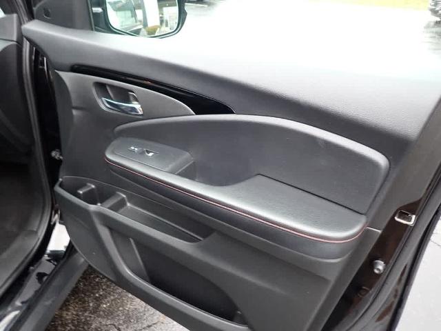 2021 Honda Pilot Vehicle Photo in ZELIENOPLE, PA 16063-2910