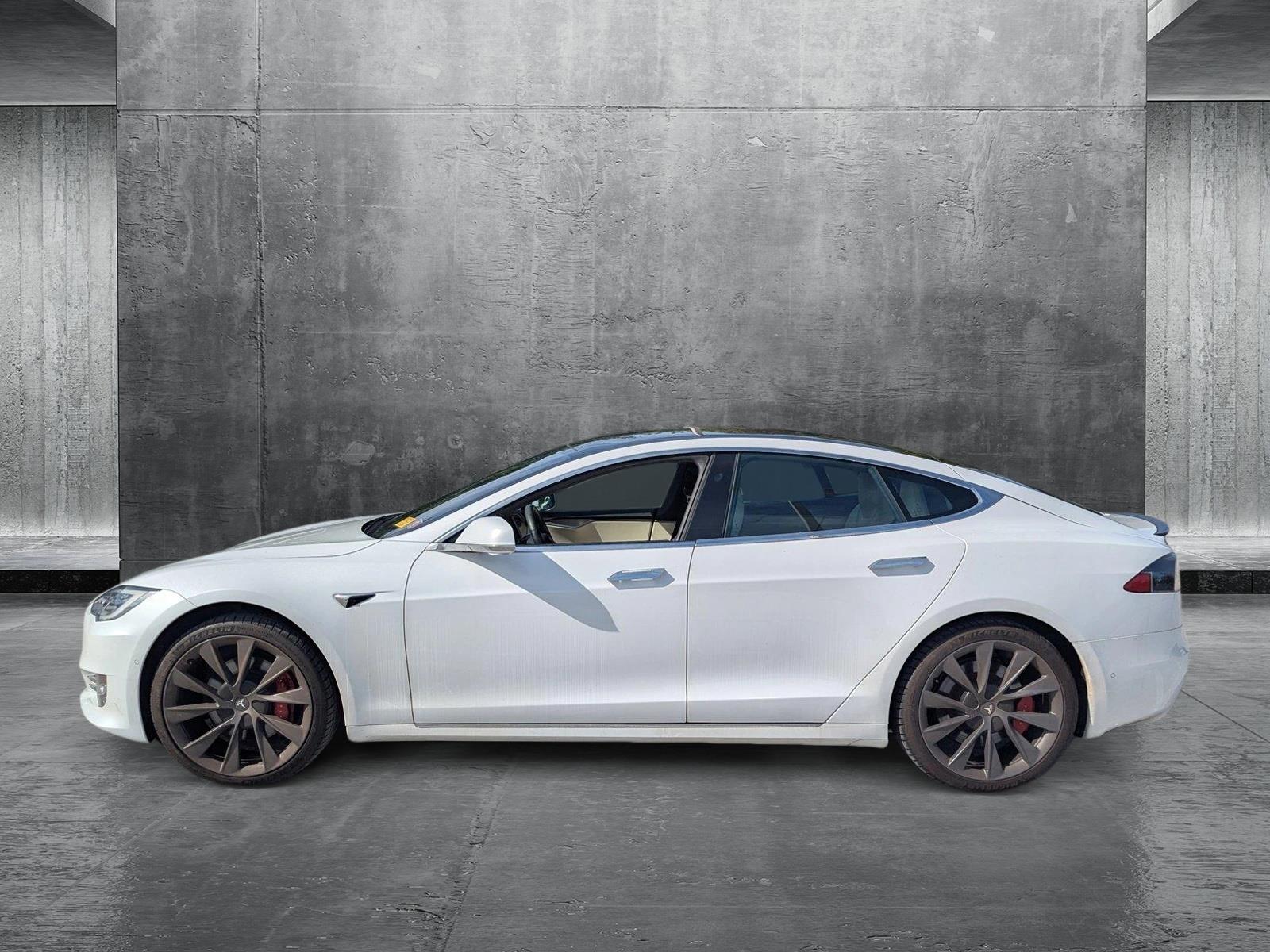 2021 Tesla Model S Vehicle Photo in Delray Beach, FL 33444