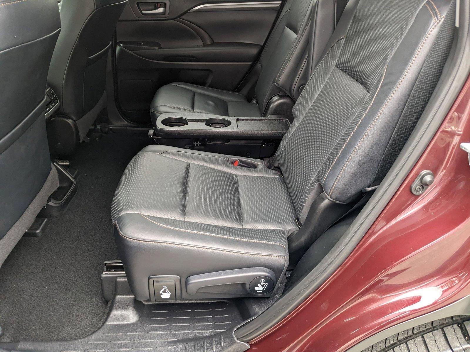 2019 Toyota Highlander Vehicle Photo in Jacksonville, FL 32256